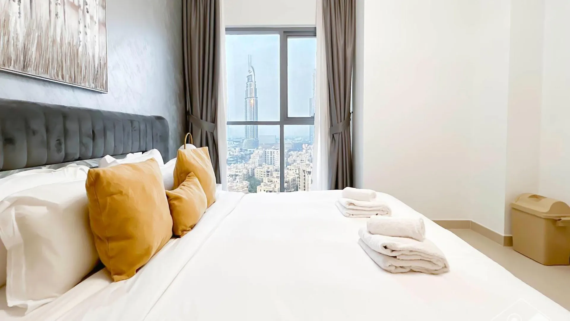 Gorgeous 2Br In Bellevue Downtown With Burj View Apartment Dubai 0*,  United Arab Emirates