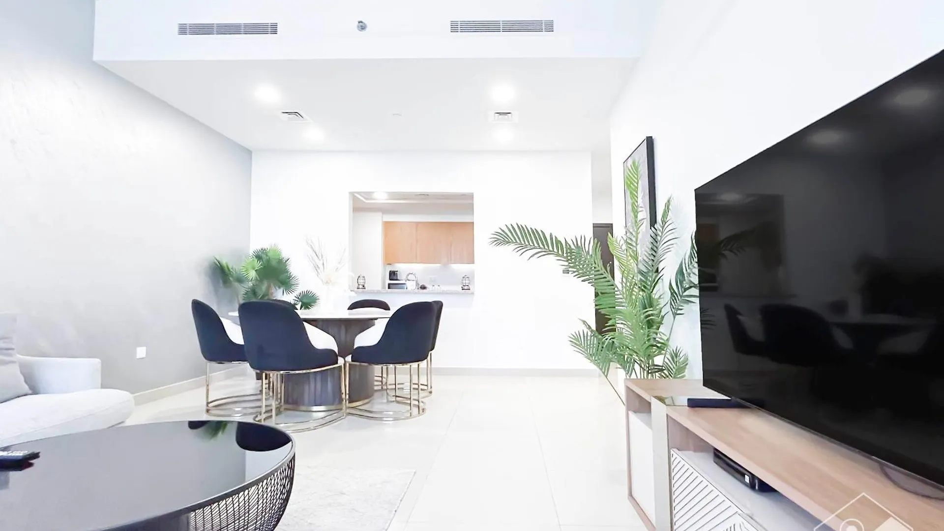 Gorgeous 2Br In Bellevue Downtown With Burj View Apartment Dubai United Arab Emirates