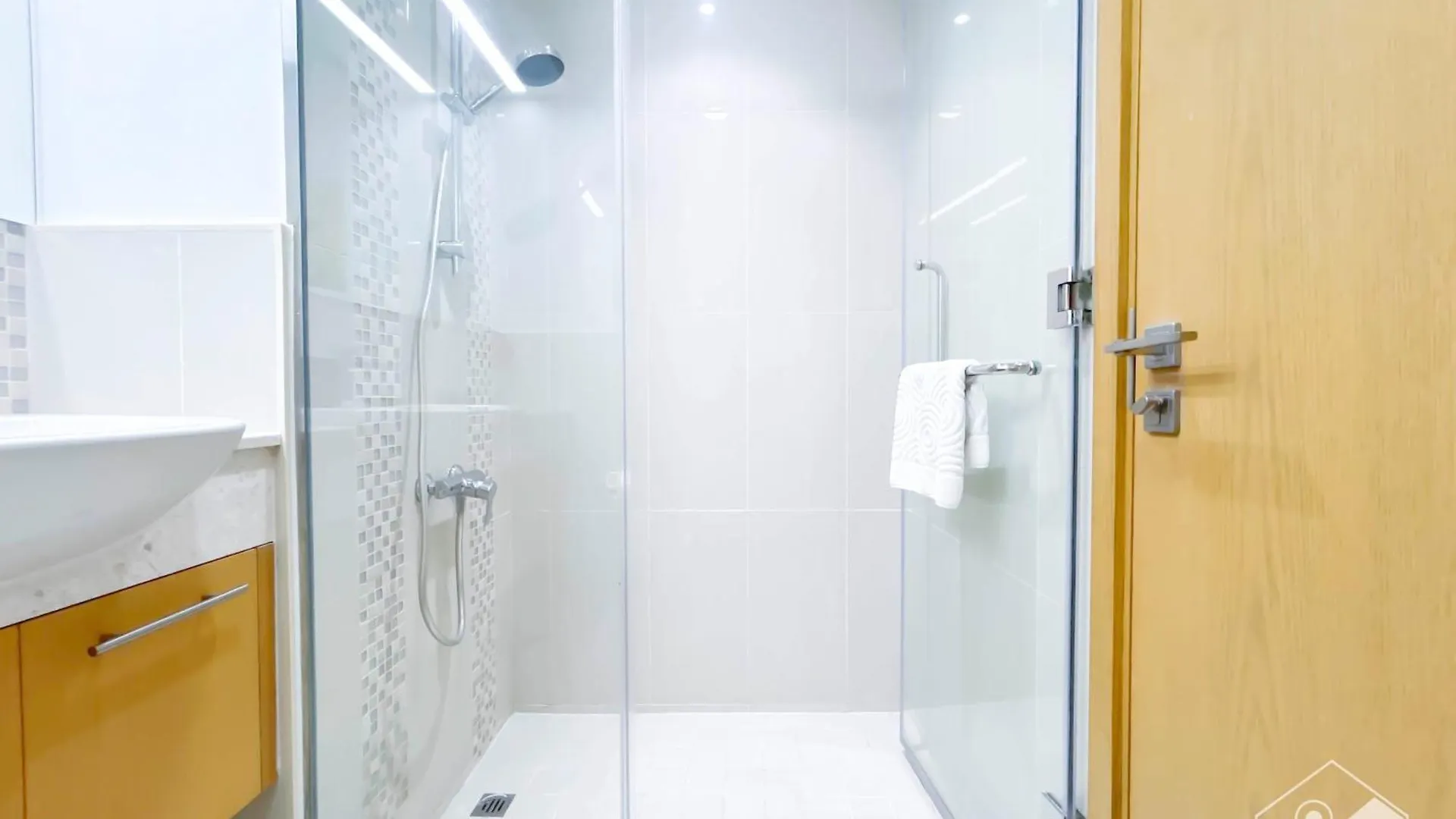 Gorgeous 2Br In Bellevue Downtown With Burj View Apartment Dubai